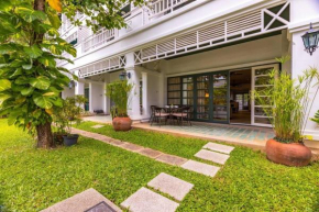 4 Bedroom Townhouse in Great Location! (BSS)